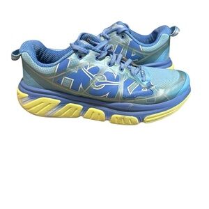 Hoka One One Infinite Blue Yellow Women’s Size 9.5 Athletic Shoes Sneakers Run